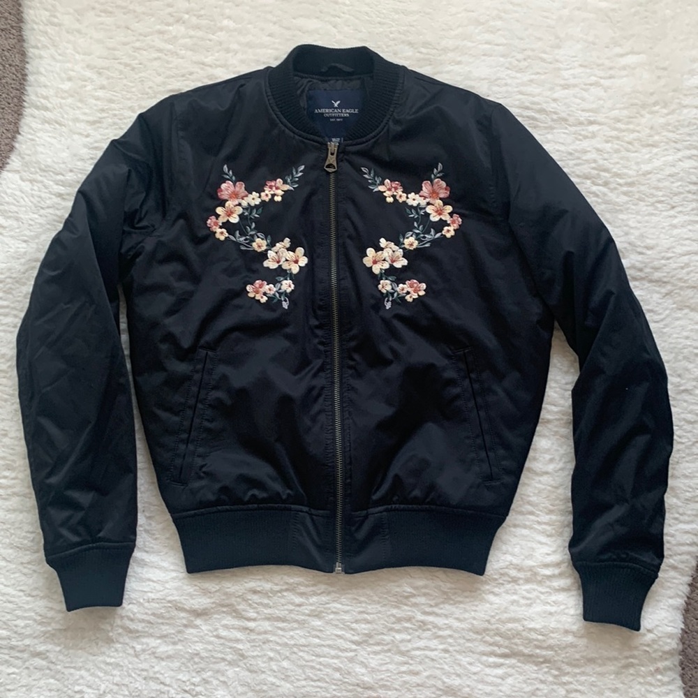 AMERICAN EAGLE OUTFITTERS bomber jacket with embroidered floral detailing